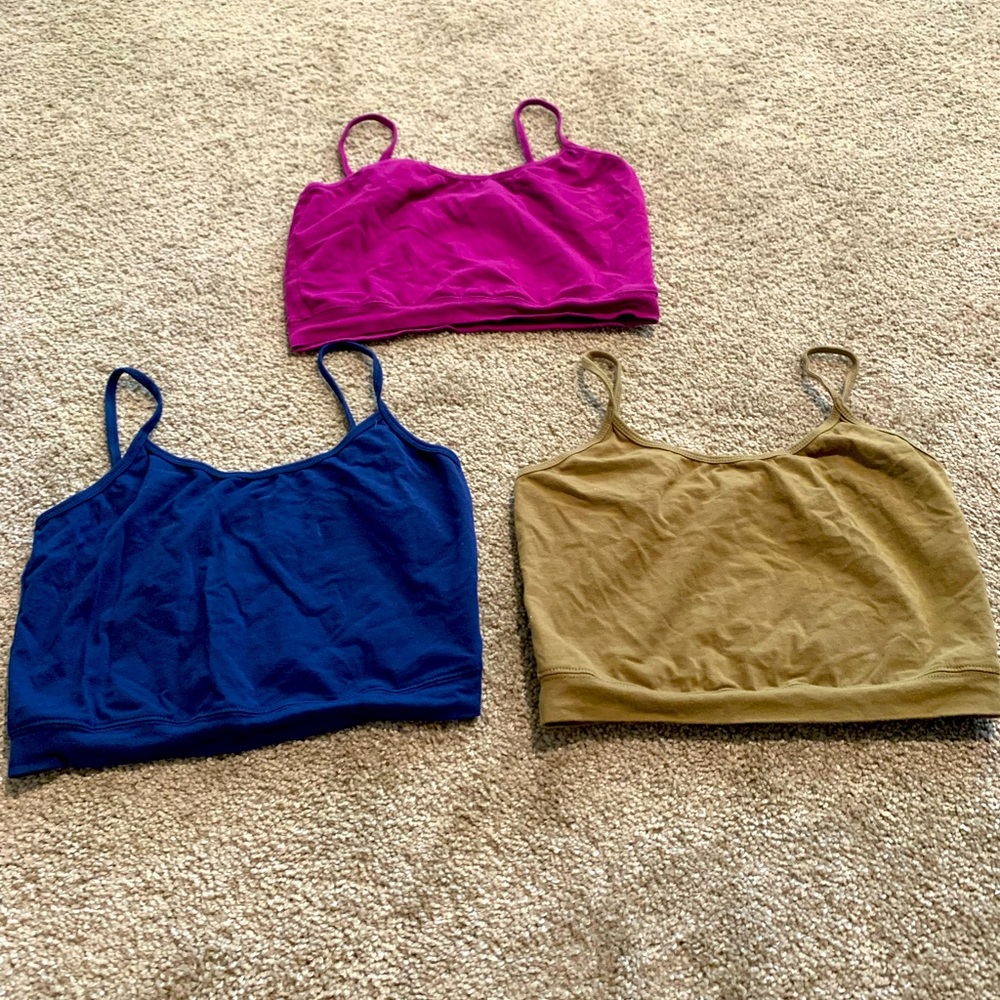 3 crop tanks